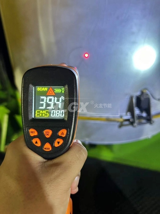 雄鷹輪胎硫化機保溫效果